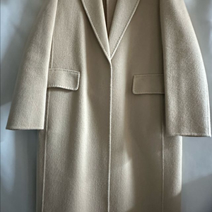 아떼 바네사브루노 베이지 롱코트 이미지