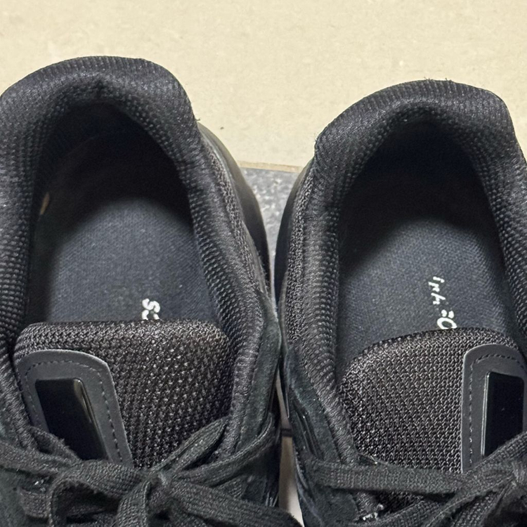 뉴발란스 990v5 D 265 트리플블랙 이미지