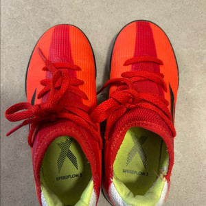 아디다스 축구화 180 이미지