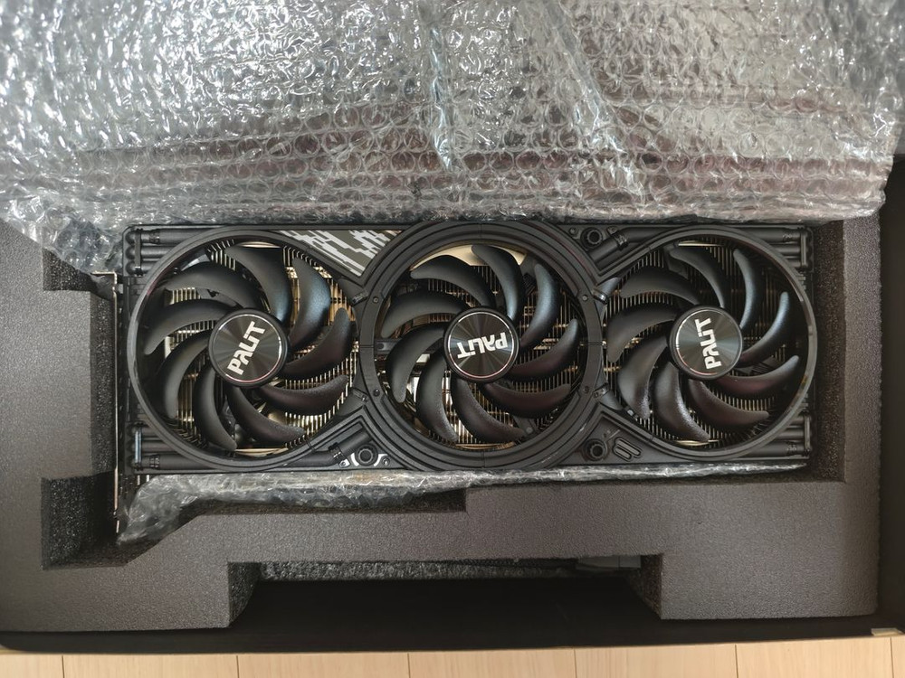 PALIT RTX 5070TI GAMINGPRO-S 16GB 이미지