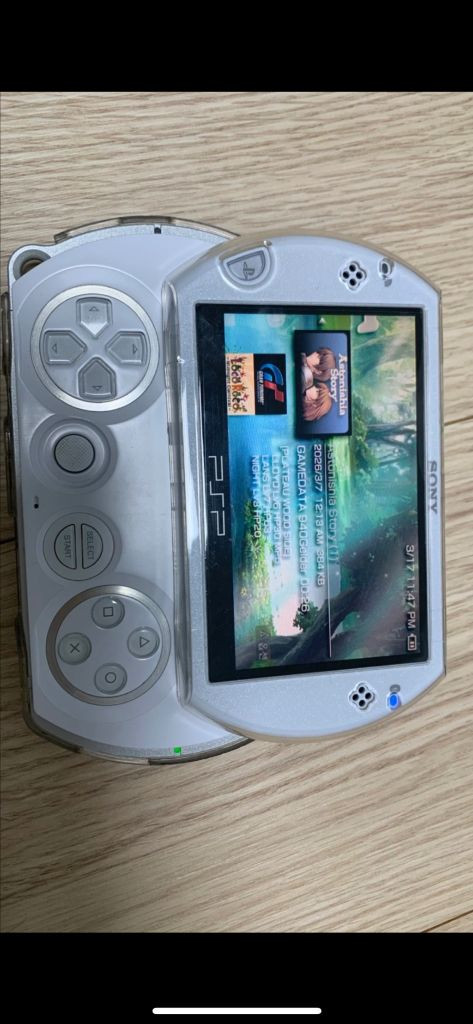 소니 PSPgo 펌 된 기기 A급 팝니다. 이미지