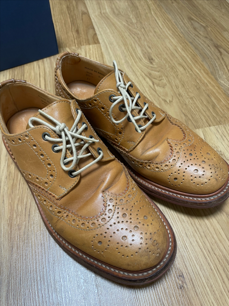 영국 샌더스 브로그 구두 이미지