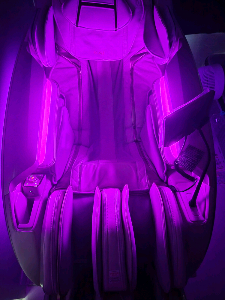 휴테크 음파진동 안마의자 Kaii GTS9 아트모션 이미지