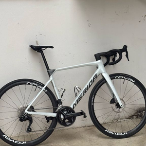 메리다 6000 105di2 + 로발 알피니스트 이미지