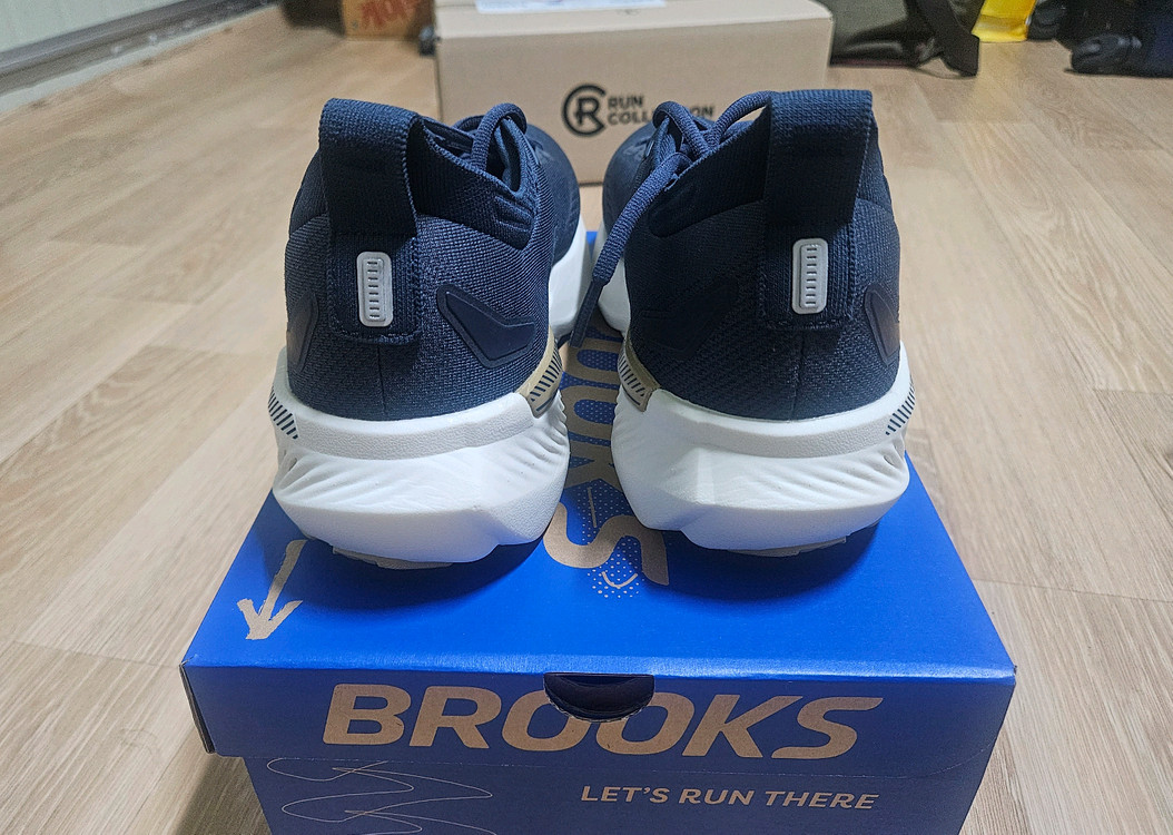 브룩스 글리세린GTS 23 스펠바운드 (미디움) 이미지