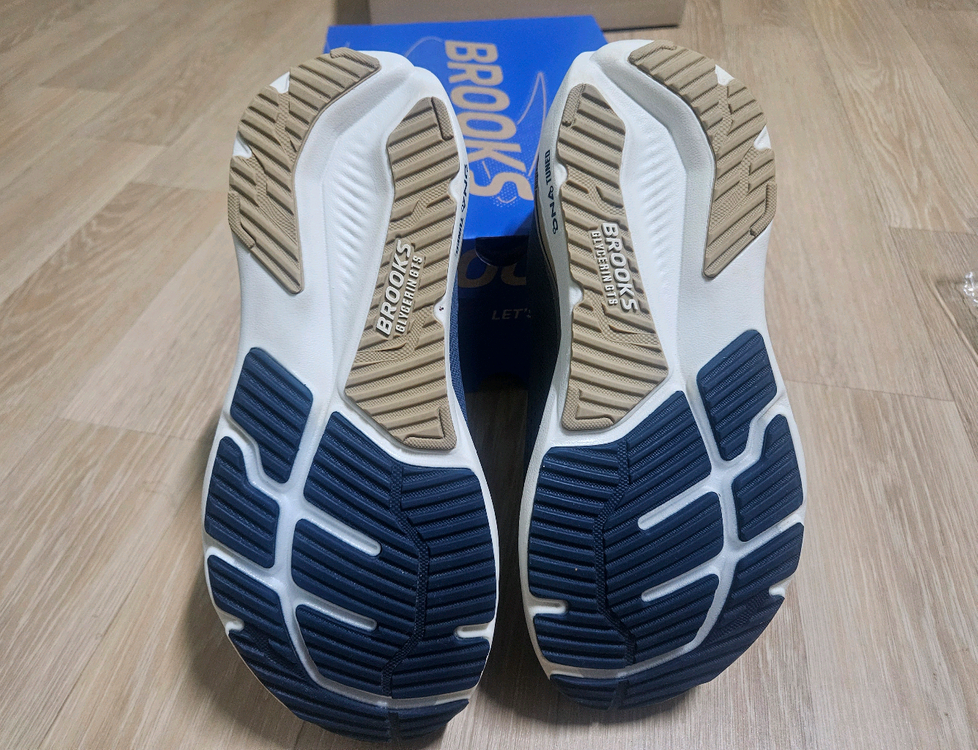 브룩스 글리세린GTS 23 스펠바운드 (미디움) 이미지