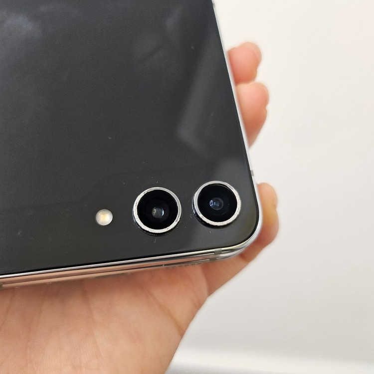 갤럭시 Z플립5 / S급 / 4-43 이미지