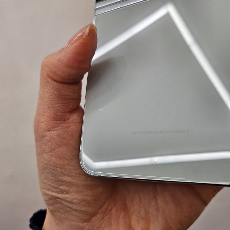 갤럭시 Z플립5 / S급 / 4-43 이미지