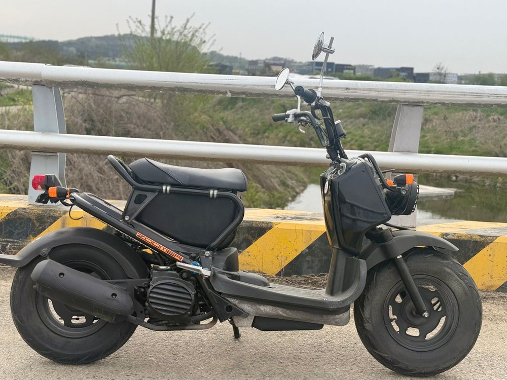 08년식 줌머50 캬브방식 판매합니다 이미지