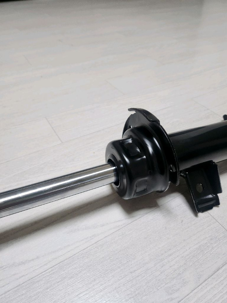 미니쿠퍼 r50 /r55 여러 가지 부품 이미지