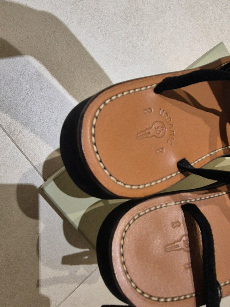 얼바닉30 잔느 샌들 230 이미지