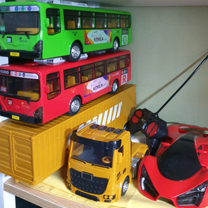 버스2대.트레일러.소형중장비류. RC카.자동차운전책 이미지