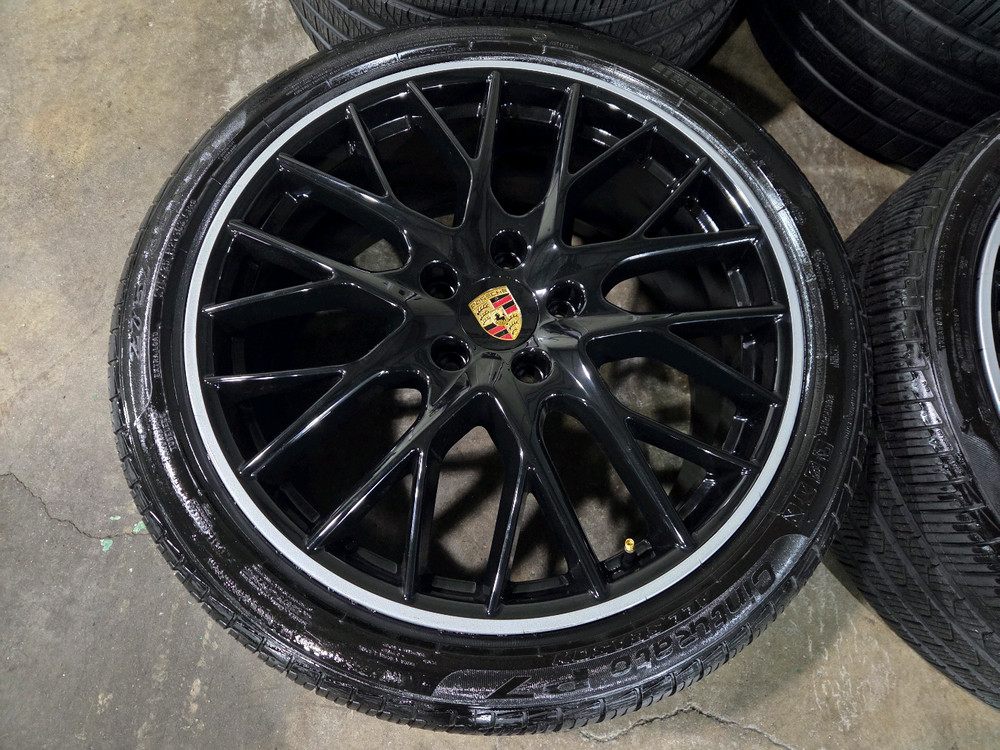 포르쉐 파나메라GTS 21인치 정품 휠타이어 이미지