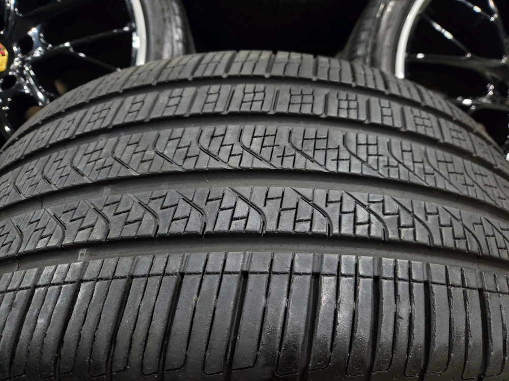 포르쉐 파나메라GTS 21인치 정품 휠타이어 이미지