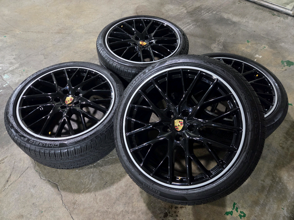 포르쉐 파나메라GTS 21인치 정품 휠타이어 이미지