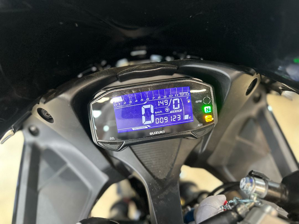 스즈키 GSXR125 23년9천 무사고 깔끔한 차량 판매 이미지