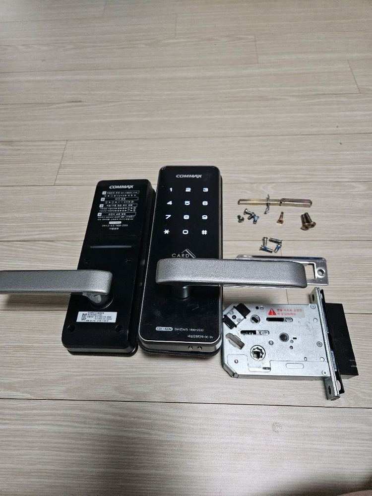 코맥스 무타공 디지털 도어락 이미지