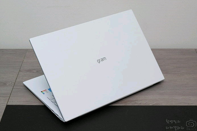 LG 그램 15Z95N-GP5TL 이미지