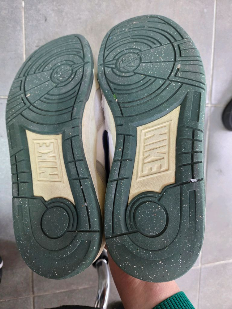 나이키 운동화 295 이미지