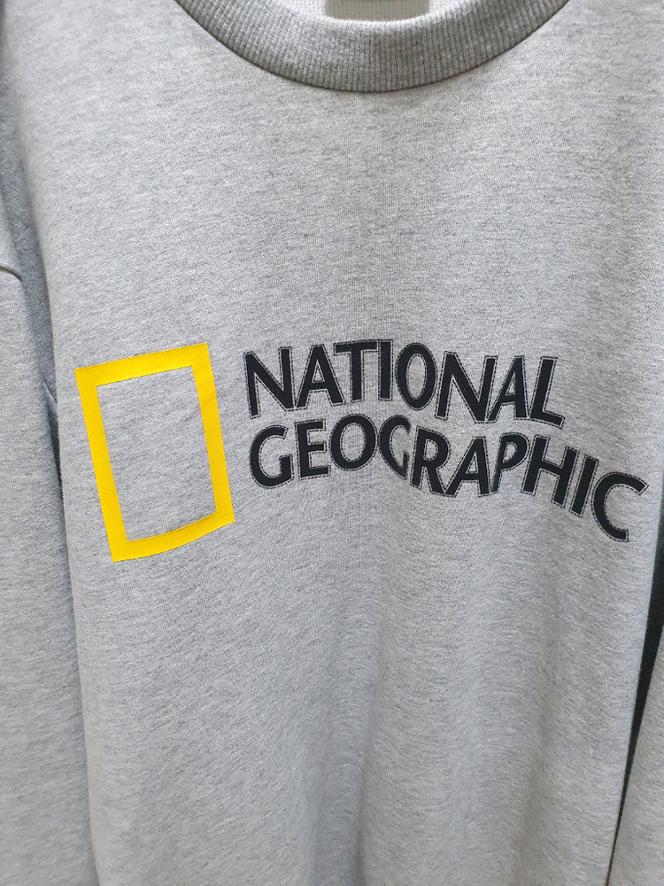 네셔널지오그래픽 공용 맨투맨M 한번착용! 봄가을 이미지