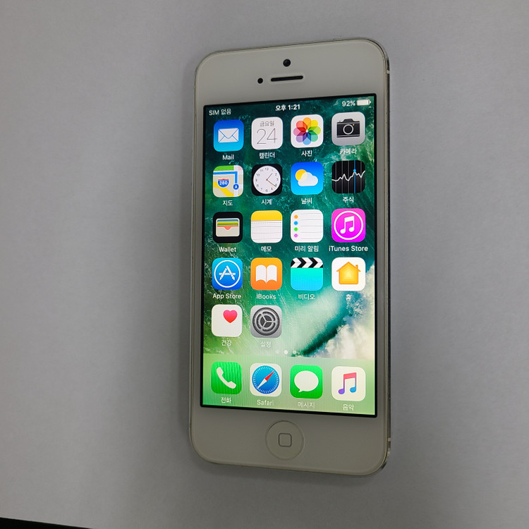 아이폰5 실버 64G 인스타 빈티지감성 213083 이미지