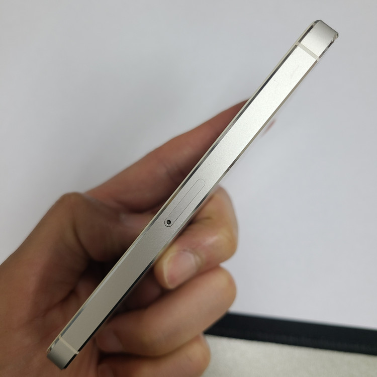 아이폰5 실버 64G 인스타 빈티지감성 213083 이미지