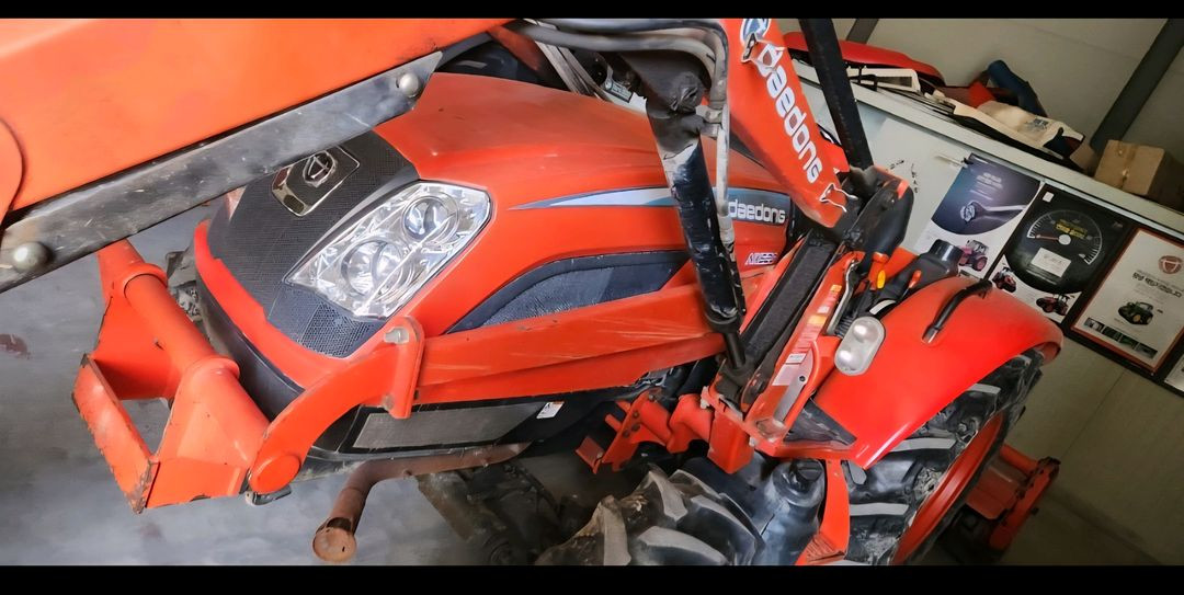 상태아주좋은 대동 트랙터 트랙트 트렉터 트렉트 NX520 이미지