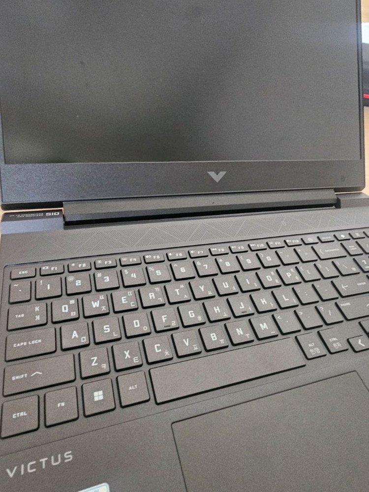 HP 빅터스 15 RTX 3050 게이밍 노트북 이미지