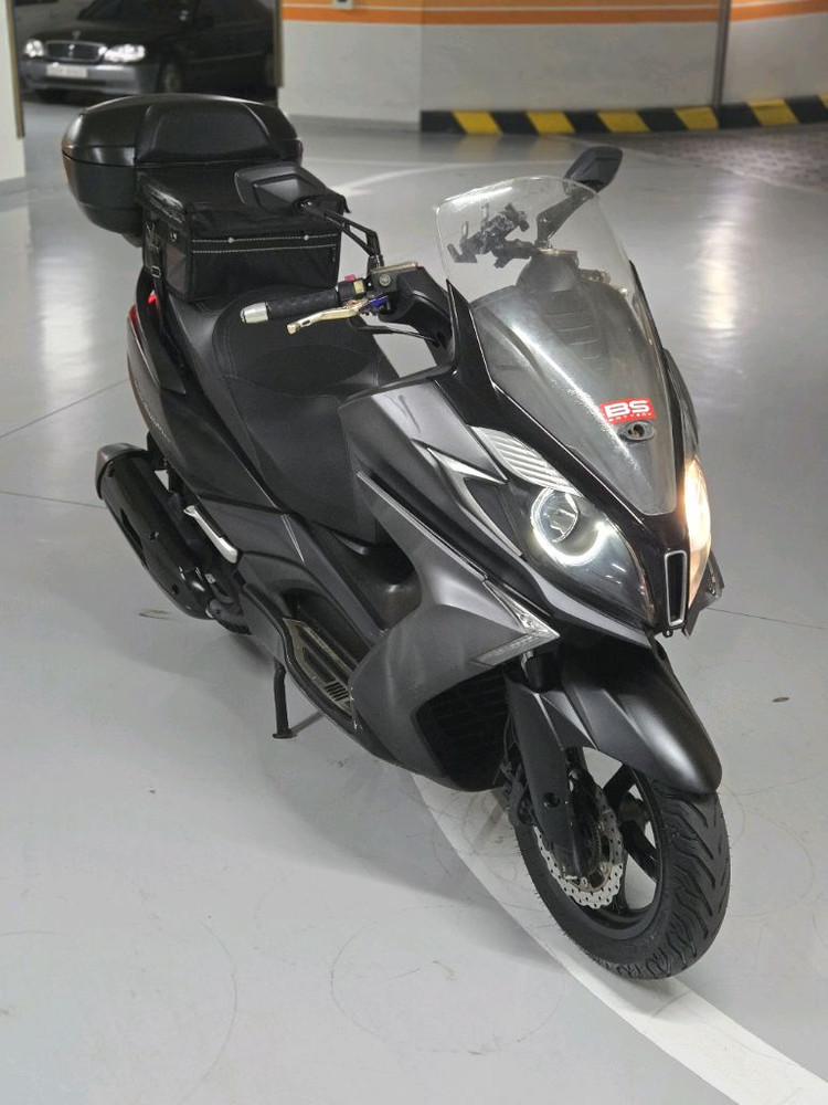125cc 배달 스쿠터 다운타운125st ABS 모델(pcx.nmax) 이미지