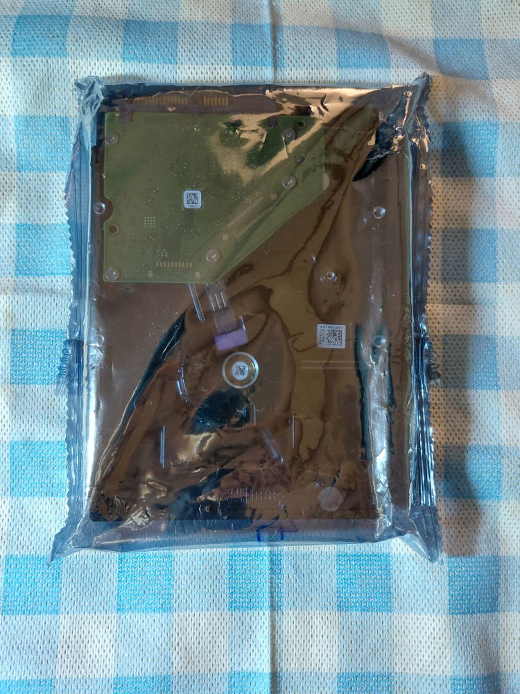 Seagate BarraCuda HDD 4TB 미개봉 새것 이미지