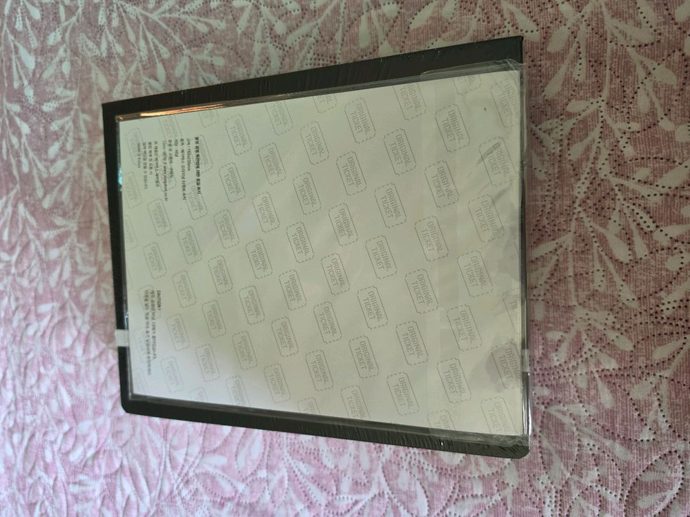 오티북 시즌4 돌비에디션 오리지널티켓북 이미지