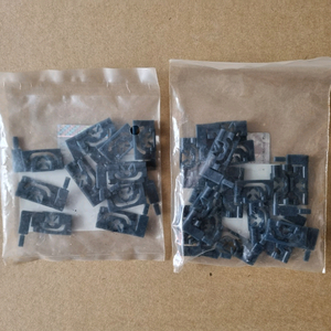 구형 프라이드 전면 유리 몰딩 판매 합니다 이미지