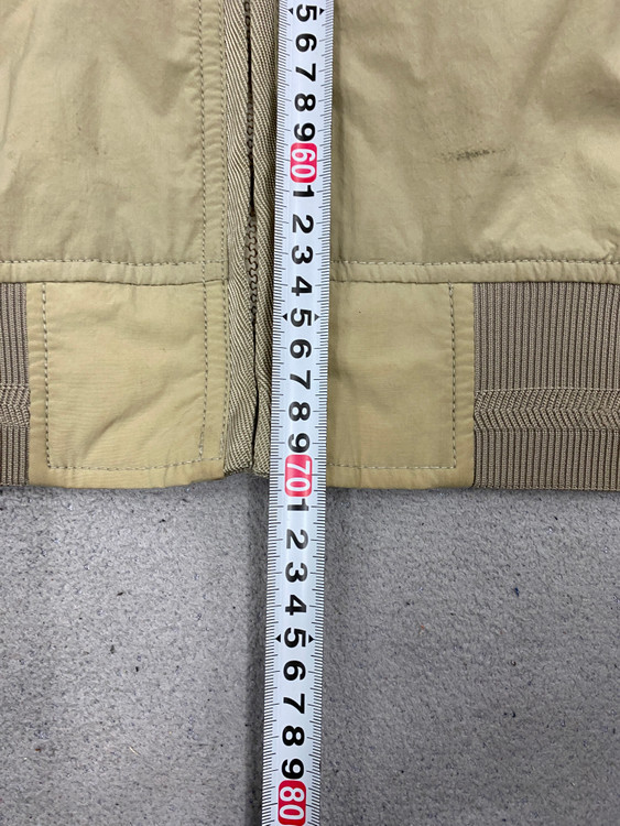 내셔널지오그래픽 바람막이 105 이미지