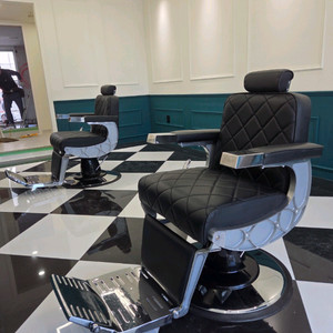 중고 바버체어 이발의자 이발소의자 이미지