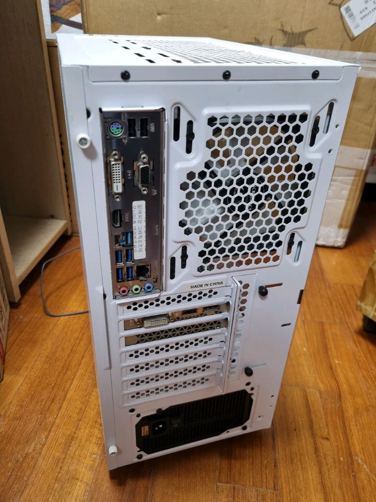 라이젠5 3600 GTX1650 램 삼성32gb 가정용 PC 데스크탑 조립식 컴퓨터 이미지