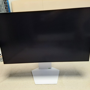 32GS95UVW 32인치 OLED 모니터 올레드 4k 이미지