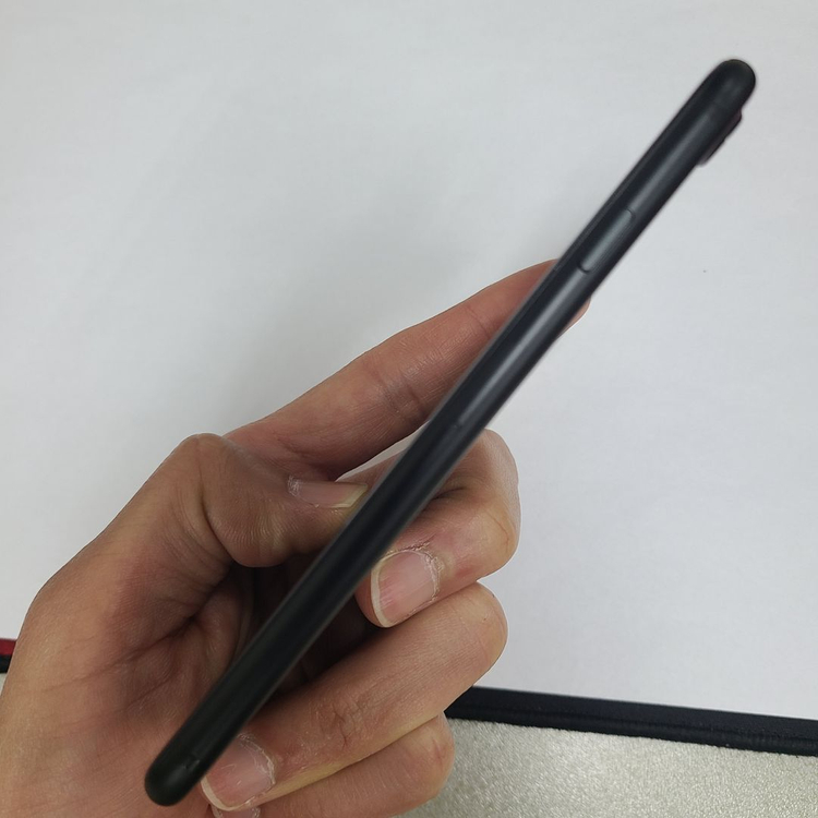 아이폰7 매트블랙 32G 인스타 카메라무음 A급 배터리성능100% 201828 이미지