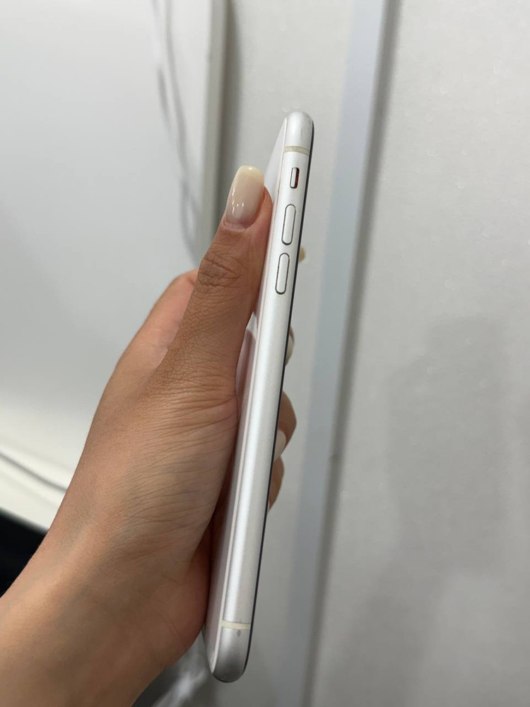 아이폰XR 화이트 64/88% Y1734 이미지