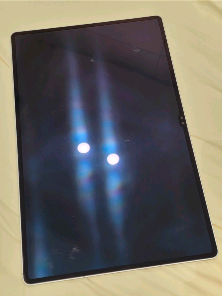 갤럭시탭S10울트라+정품키보드 이미지