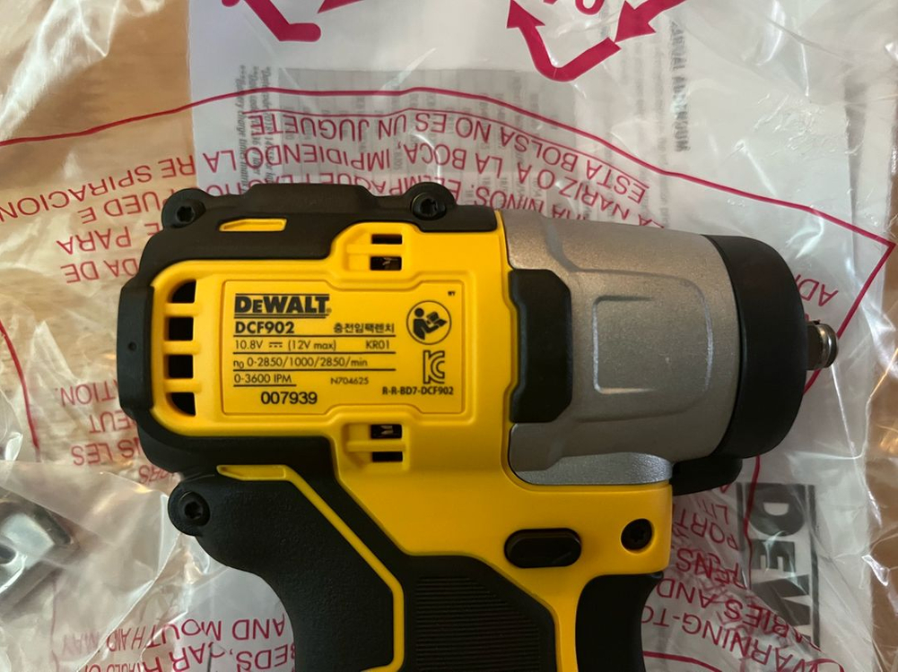 디월트 정품 12V MAX 컴팩트 임팩트 렌치 DCF902 이미지