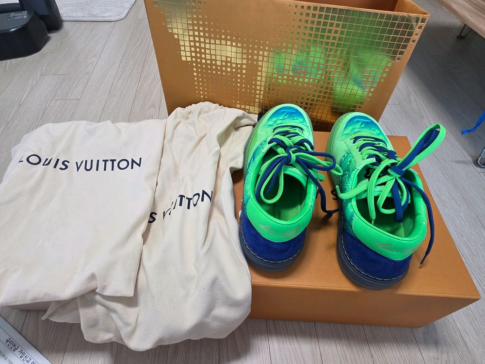 루이비통 토뤼옹 버질아블로 스니커즈 이미지