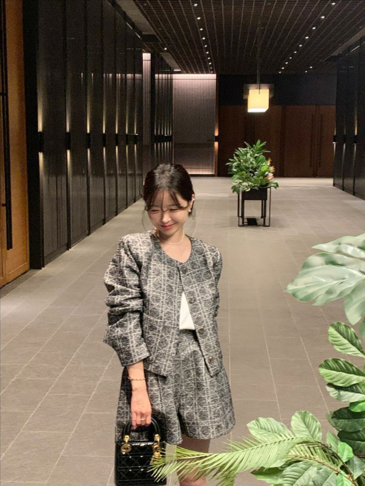 바이씨니 제작 까나 트위드 자켓 블랙(검정) Free 미개봉 새상품 판매합니다!! 이미지