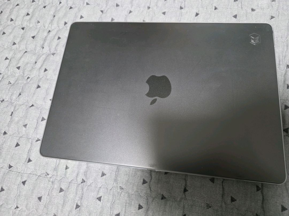 맥북프로 M5 14인치 32gb 1tb 블랙 이미지