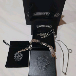 크롬하츠 팔찌 크롬하츠 목걸이 대거팔찌 대거목걸이 풀구성 이미지