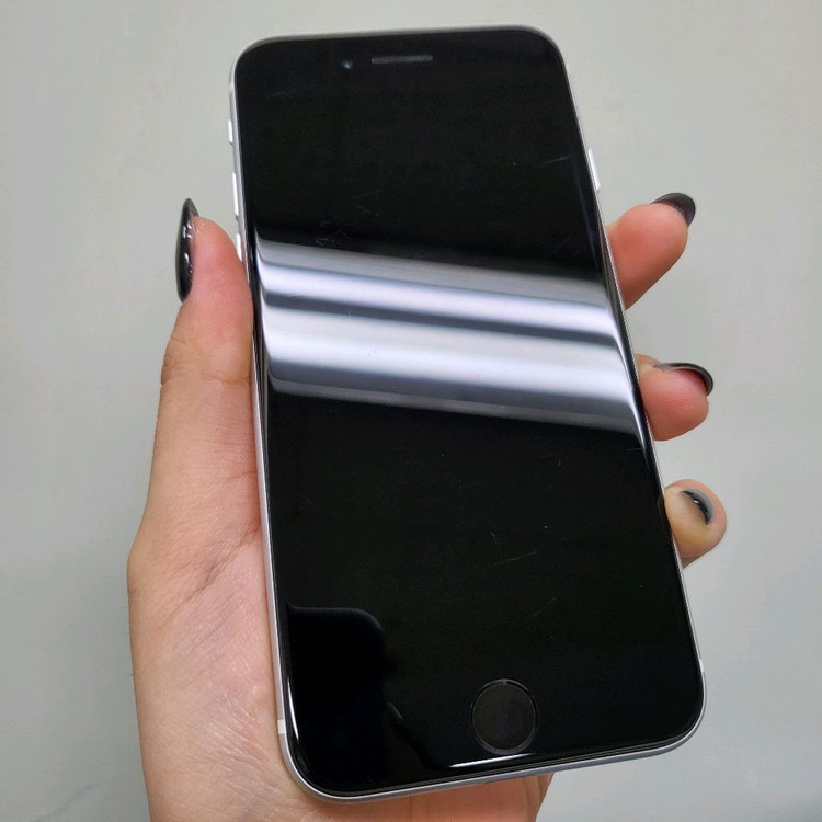 아이폰 SE2 128기가 배터리100 스타라이트 화이트 128GB 판매 이미지