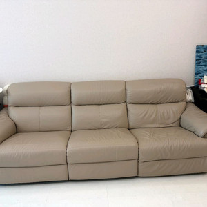 나뚜찌 포텐자 리클라이너 천연가죽 4인용 소파 이미지