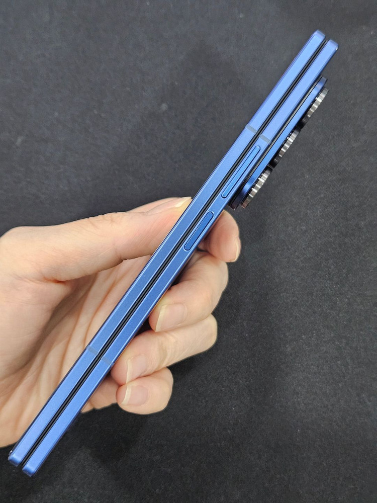 갤럭시Z폴드7 256GB 블루 이미지