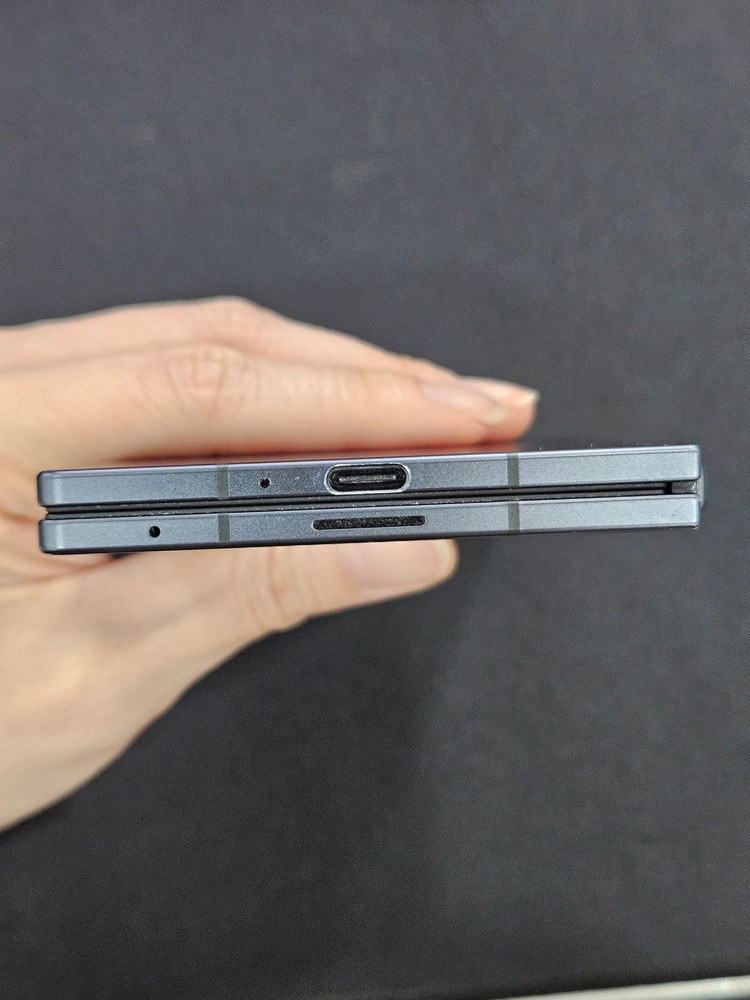 갤럭시Z폴드7 256GB 블랙 이미지