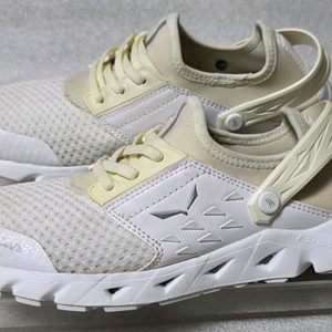 살레와 SALEWA 춘하용 트레킹화 아쿠아슈즈 스니커즈 남성 260 이미지