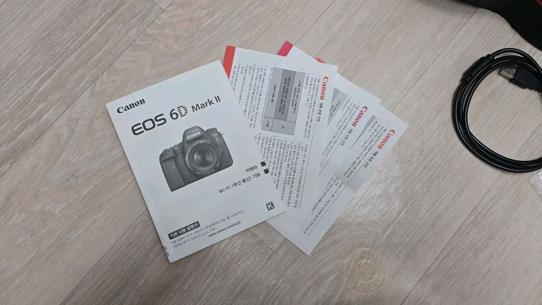 캐논 6dmark2 육두막 신계륵24-70 50단렌즈 팔아요 !! 이미지